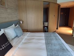 -上海佘山世茂艾美酒店
