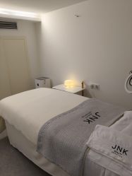 -JNK皮肤管理中心