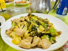 酸菜炒大肠-红炎炎农家菜老字号(金水台店)