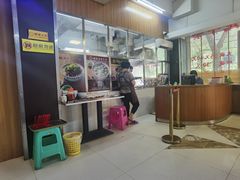 -潮镇老尾牛杂(环城西路店)