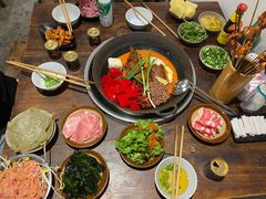 -四小区火锅·巷子里的重庆火锅(花照壁店)