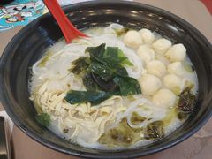 -灵芝妹子海鲜米线(瓦房店新玛特店)