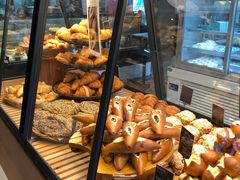 -Dough&Joe团憩(瑞虹天地月亮湾店)