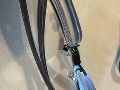 -黄益静眼镜行
