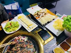 -牛鲜盛齐齐哈尔烤肉(曹路店)
