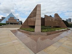 -上海市龙华烈士陵园