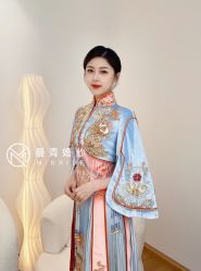 点击看大图 -曼青婚纱礼服馆