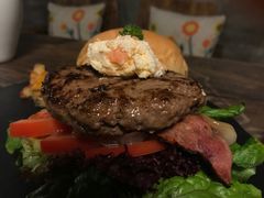 -HIGH FIVE哈福手工汉堡(桂林路店)