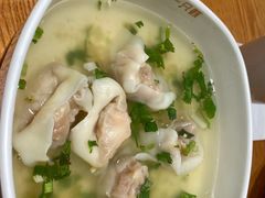 鲜肉虾仁馄饨-南城香(四路通店)