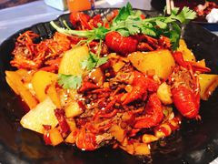 -虾易落味(杭州黄龙万科中心店)