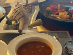 -东西风牛排馆周末烧烤自助(首都机场希尔顿店)