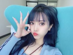 -DL HAIR SALON