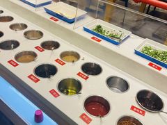 -钢管厂五区小郡肝串串香火锅(梅川路店)