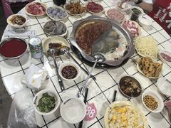 -储奇门鳝鱼火锅(总店)