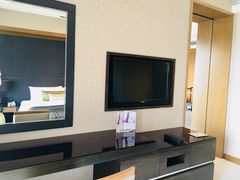 -上海滴水湖皇冠假日酒店