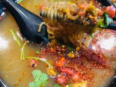 牛肉酸辣粉-小杨生煎(香港名都店)