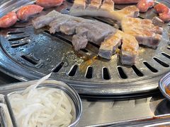 -哈哈碳都·牛肋条无限自助烤肉(台江万达店)