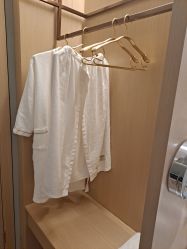 -香港倾城国际·美容美体中心