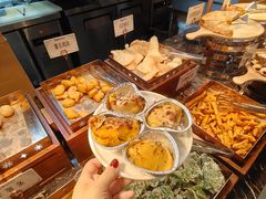 -黑金·寻焰自助百汇·烤肉·火锅(中街店)