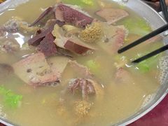 -津鲁园饭店