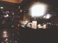 -钟书阁(松江泰晤士小镇店)