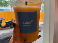 鲜榨橙汁-Joymean coffee.见面咖啡