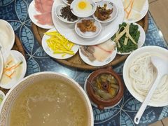 -桥香园云南过桥米线(金马碧鸡店)