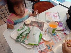 -德克士(亚中商城店)