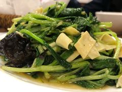 -宣海荣锅贴大王·陕味小吃集(钟楼店)