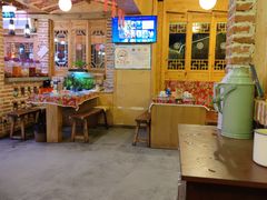 大堂-闯关东东北农家菜(崂山石老人店)