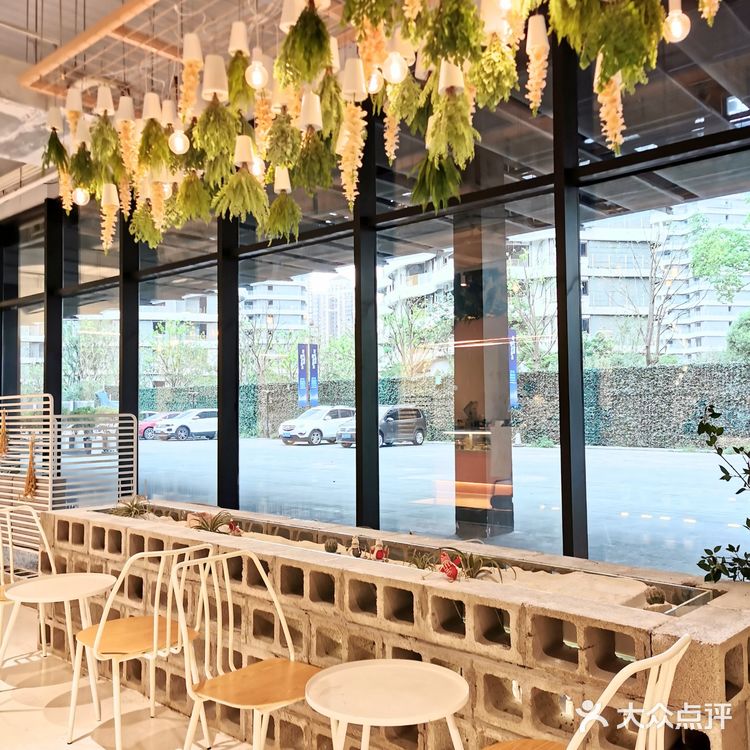 🧡魔都首家花草系列咖啡厅|连迪丽热巴都夸奖的一家神仙颜值咖