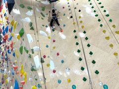 -ROCKPLUS攀岩馆(环宇城店)