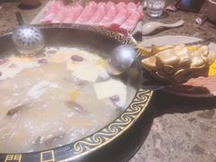 -椒香城门口重庆老火锅(美颂广场店)