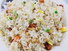 咸鱼鸡粒炒饭-烧鹅濑(西华路店)