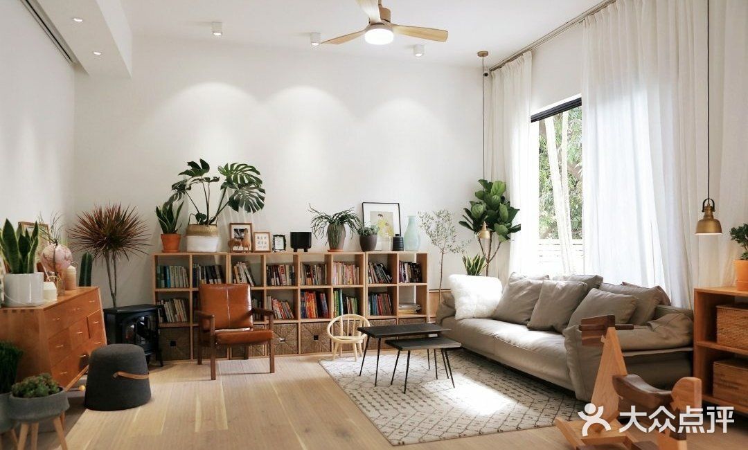 #客厅 #绿植 #书房 #书桌 #书架客厅硬装