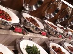 -小天鹅戴斯酒店鲸鲨百汇创作料理