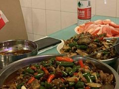 -鸿顺老铁锅美蛙鱼府(解放碑店)