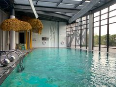 -上海滴水湖皇冠假日酒店