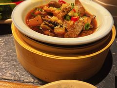 -老牌坊云南鱼豆花火锅(哈西万达店)