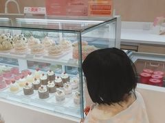 -好利来(上海长宁龙之梦店)