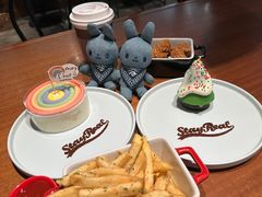 -StayReal Cafe(长宁来福士广场东八区店)