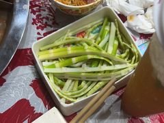 -肖婷姐大铁锅重庆火锅(南湖店)