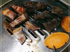 -哈哈碳都·牛肋条无限自助烤肉(台江万达店)
