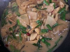 新笋炖湖北腊肉-巧凤私房菜