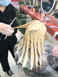 -侨治发型