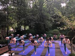 -亚太瑜伽普拉提学院