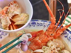 -霆记海鲜·只为这碗面(滨江店)