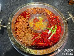 -袍门世家老火锅(太古里店)