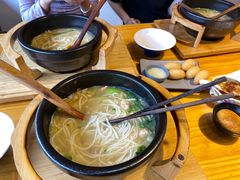 -勺子米线·云南传统小吃市集(四方街店)