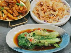 -萃华海鲜阁大排档(五四广场店)